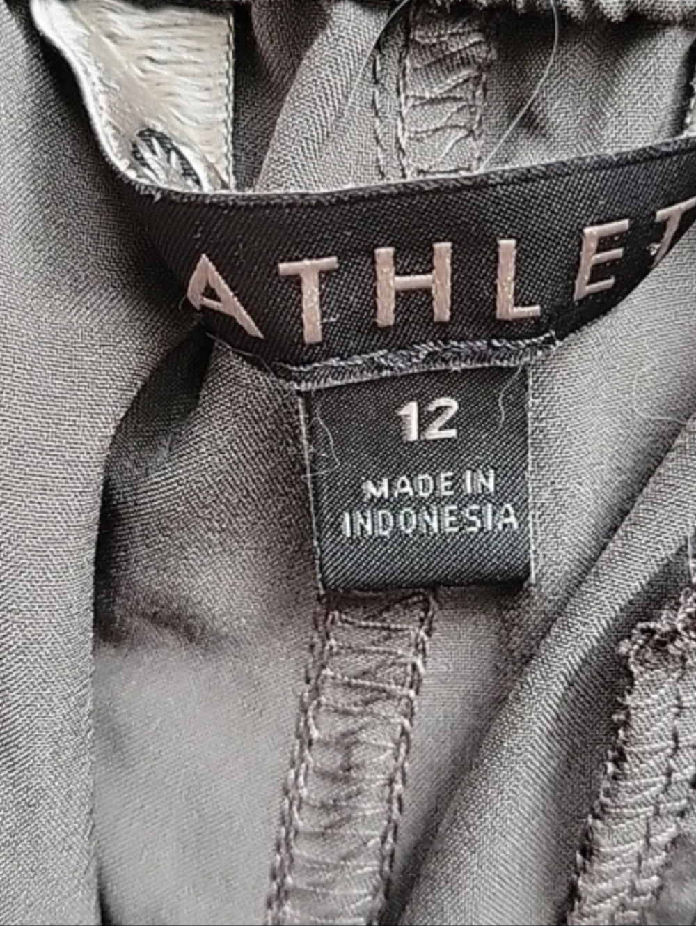 Athleta Chelsea Cargo Pant Arbor Olive Green 12 594971 - Picture 8 of 8